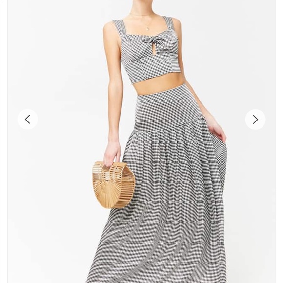 NEW XXI black/White checkered woven crop top - Picture 4 of 8